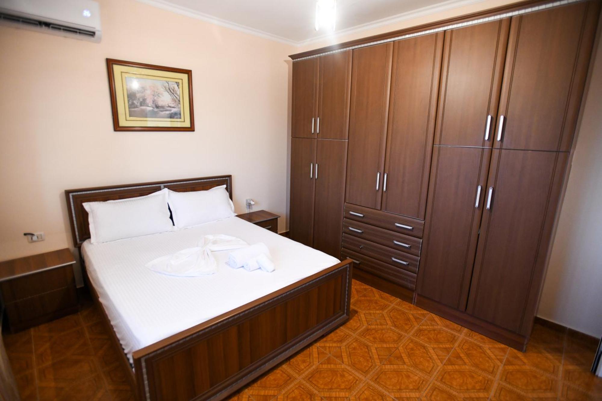 Apartment Darlin Berat Extérieur photo