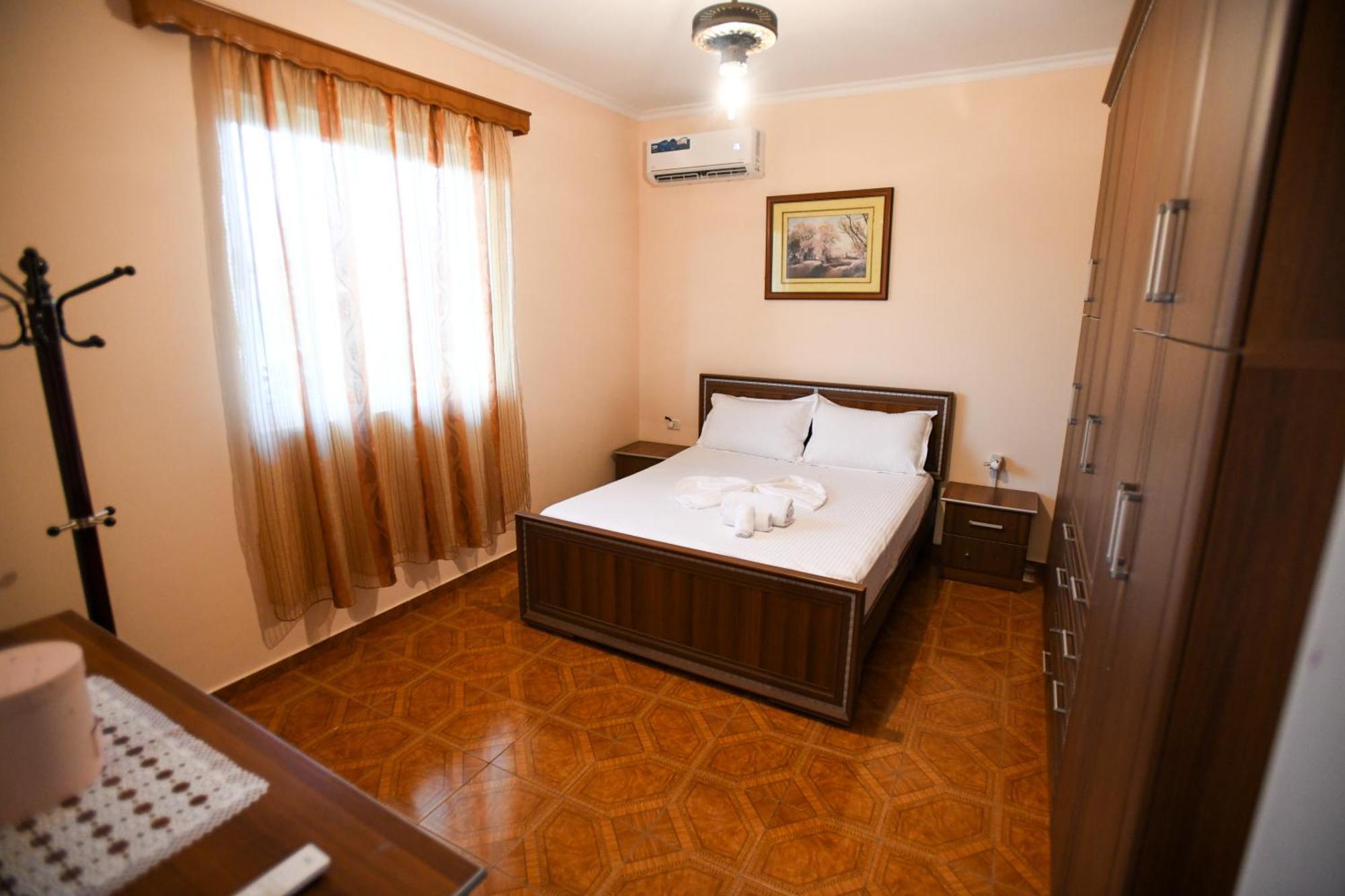 Apartment Darlin Berat Extérieur photo