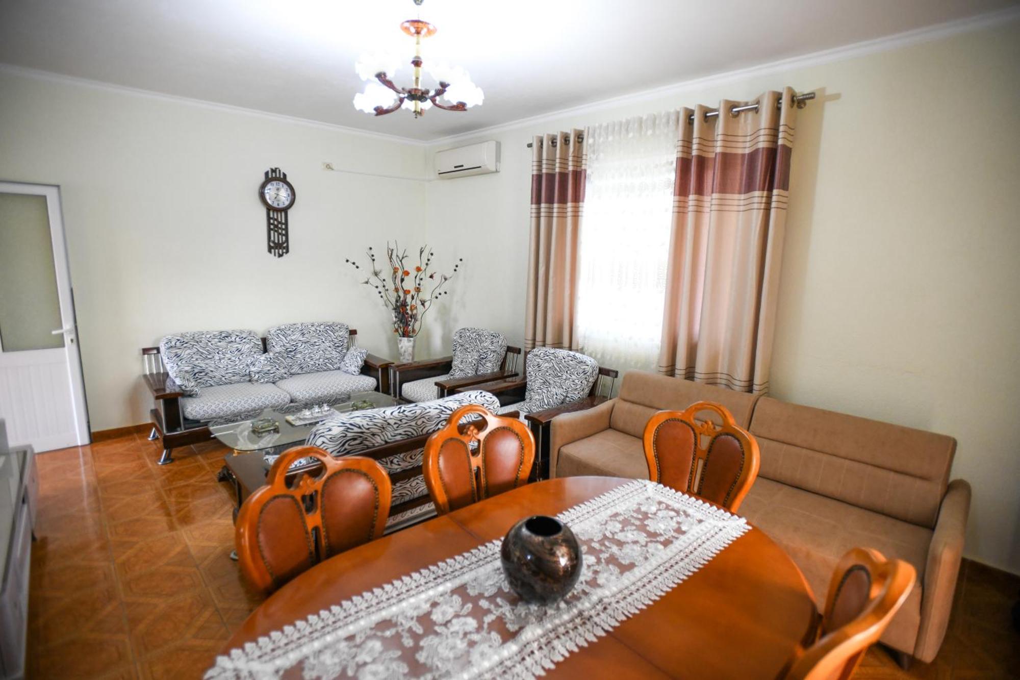 Apartment Darlin Berat Extérieur photo
