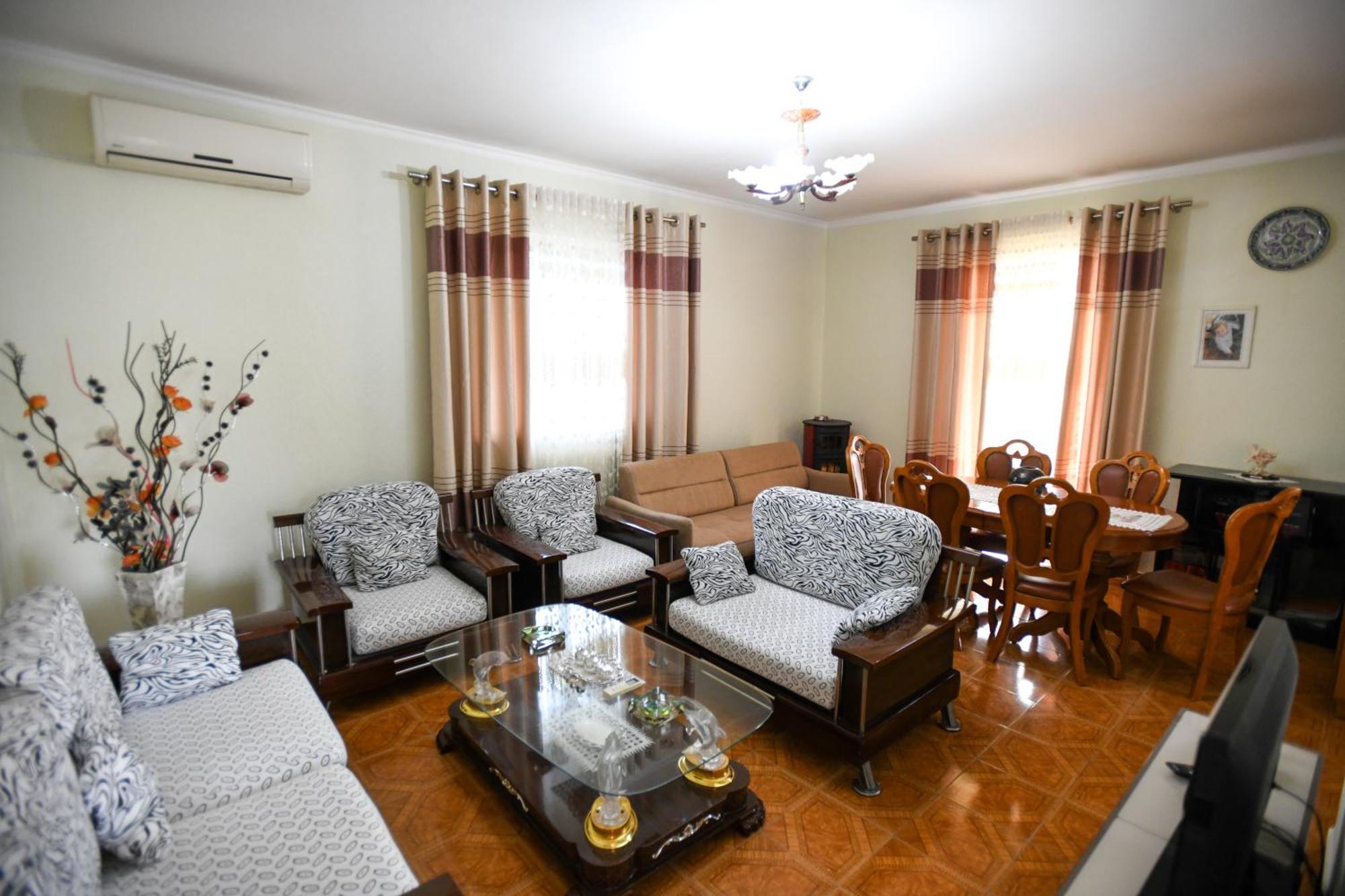 Apartment Darlin Berat Extérieur photo