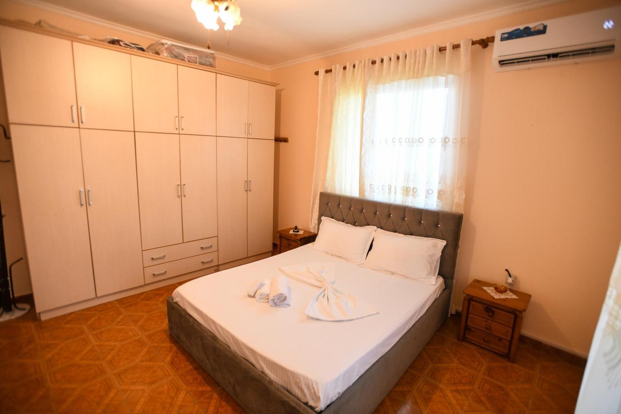 Apartment Darlin Berat Extérieur photo
